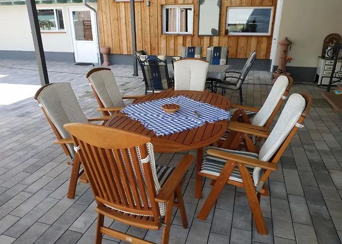 Brasserie Chaussee Hotel *